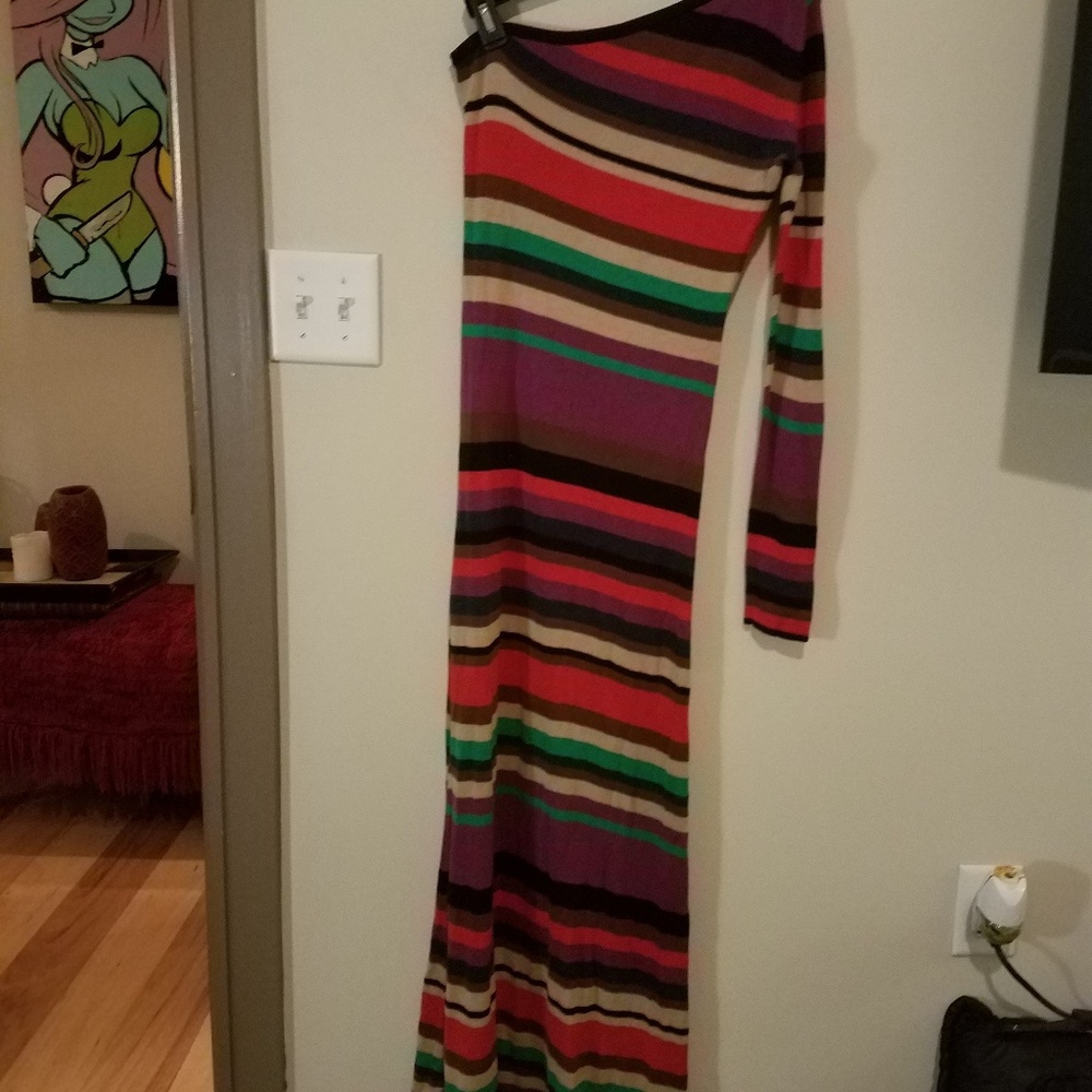 Sweater dress off the shoulder